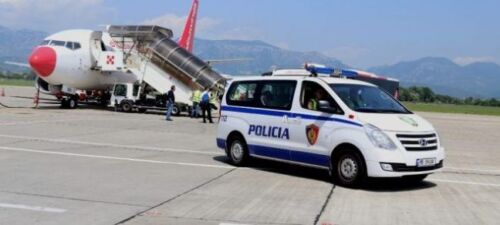 I kërkuar nga Maqedonia e Veriut si pjesë e një grupi kriminal, arrestohet 32-vjeçari në Rinas
