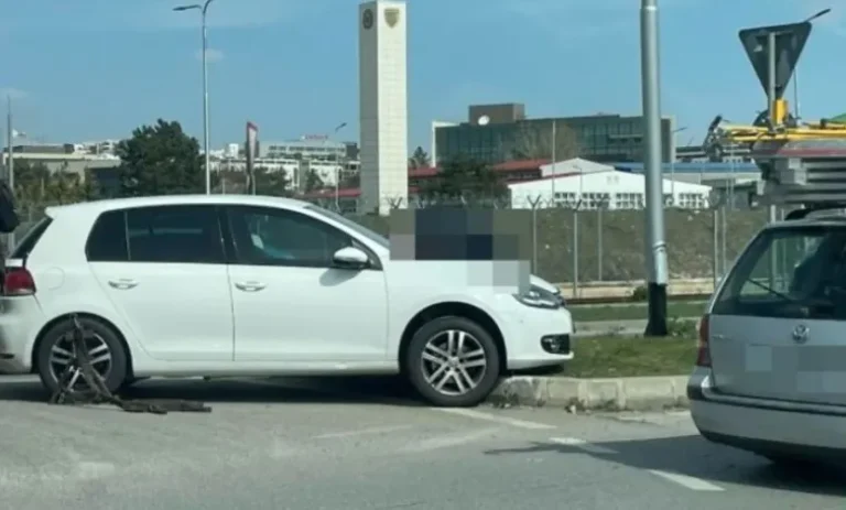 Aksident trafiku në rrugën Prishtinë-Fushë Kosovë, lëndohet një person