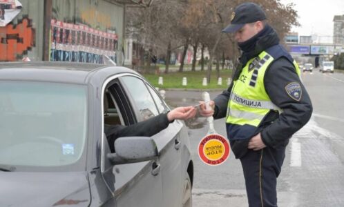 152 gjoba në Shkup, 25 për mosvënien e rripit të sugurisë