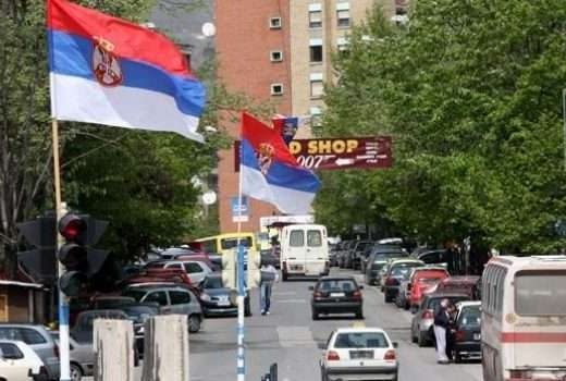 “As s’na troket kush në derë, as s’do ta hapim”: Serbët në veri hezitojnë të regjistrohen