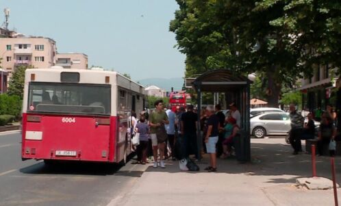 NQP Shkup: Autobusët privatë do të qarkullojnë sipas orarit, borxhi do të kryhet sipas marrëveshjes