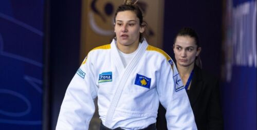 Super Loriana Kuka, fiton luftën e parë me Ippon