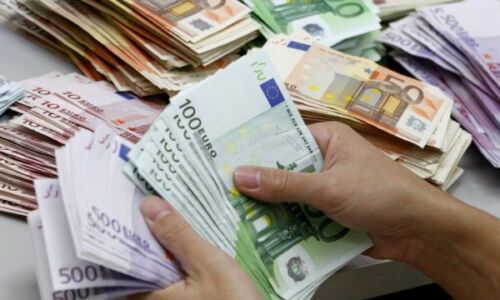 Mërgimtarët gjallërojnë ekonominë e vendit, për një vit sjellin mbi 250 milion euro