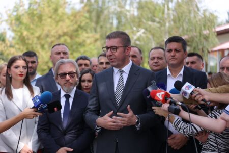 “Ligji për Gjuhët”, Mickoski: Kjo qeveri do të respektojë ligjet dhe kushtetutën