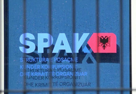 Dyshime për dekonspirim të operacionit ndaj Çopjave, SPAK sekuestron celularin e zyrtarit të Policisë së Elbasanit, intervistohen oficerë të tjerë