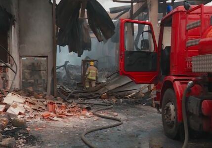 Numri më i madh i fabrikave dhe objekteve në Tetovë janë djegur si pasojë e mungesës së hidrantëve