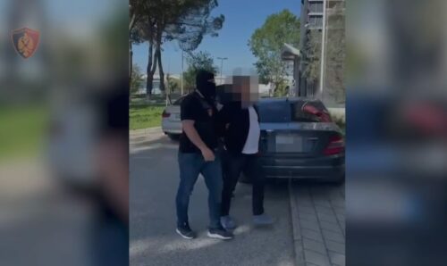 I dënuar në Itali me 24 vite burg për trafik narkotikësh, 57-vjeçari përfundon në prangat e policisë së Lushnjës