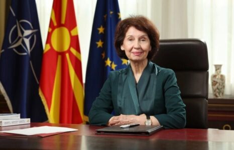 Siljanovska Davkova: Gjuha maqedonase ka më shumë folës në diasporë sesa në atdhe