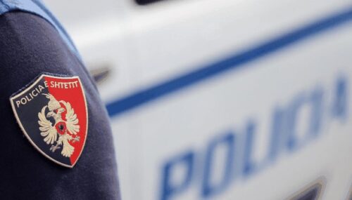 Pjesë e një grupi kriminal që kryente vjedhje me thyerje në Itali, arrestohet laçiani me dy identitete