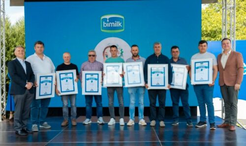 Qumështorja “Bitollska” shënoi ditën e fermerëve