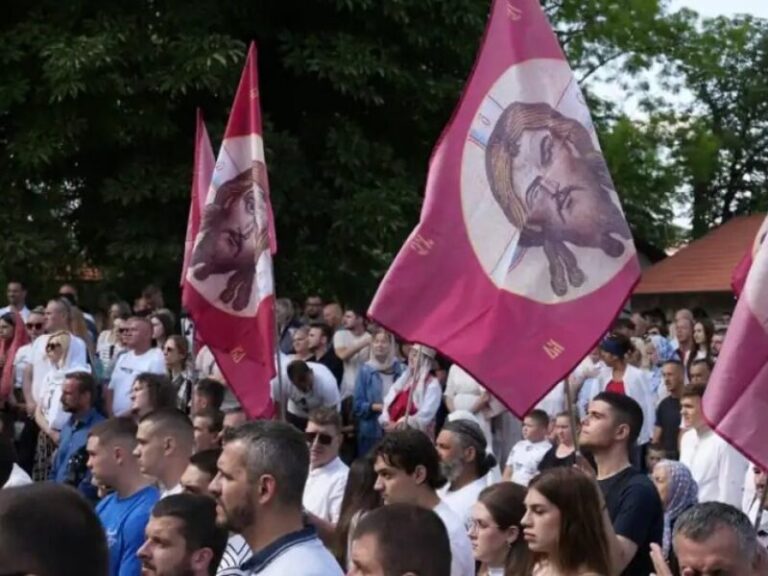 “Bota Serbe” në Maqedoninë e Veriut alarmon BE-në dhe shqiptarët – si duhet vepruar?