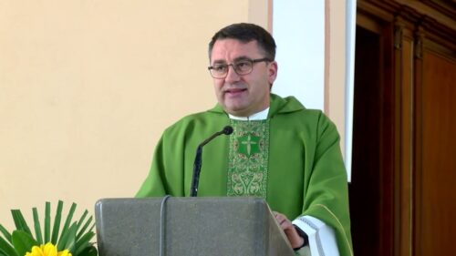 Përplasjet në Theth, famulltari i Shkodrës: Më vjen shumë keq për ato njerëzit e shkretë sepse i joshën, i rrejtën, i blenë, i shfrytëzuan!